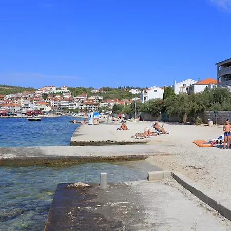 By The Sea Okrug Gornji - Ciovo - 25222 Apartment