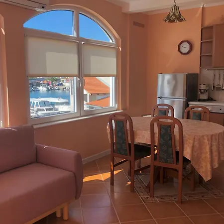Apartment By The Sea Okrug Gornji - Ciovo - 25222 Trogir