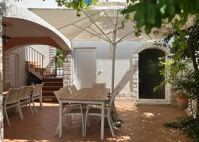 Apartment By The Sea Okrug Gornji - Ciovo - 25222 Trogir