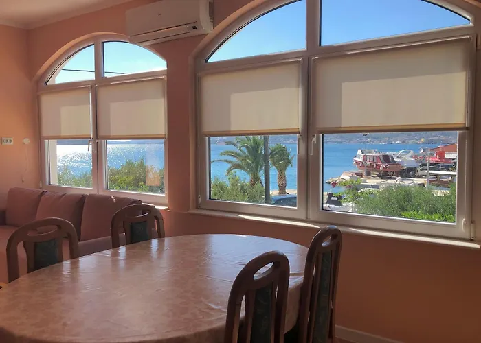 Apartment By The Sea Okrug Gornji - Ciovo - 25222 Trogir